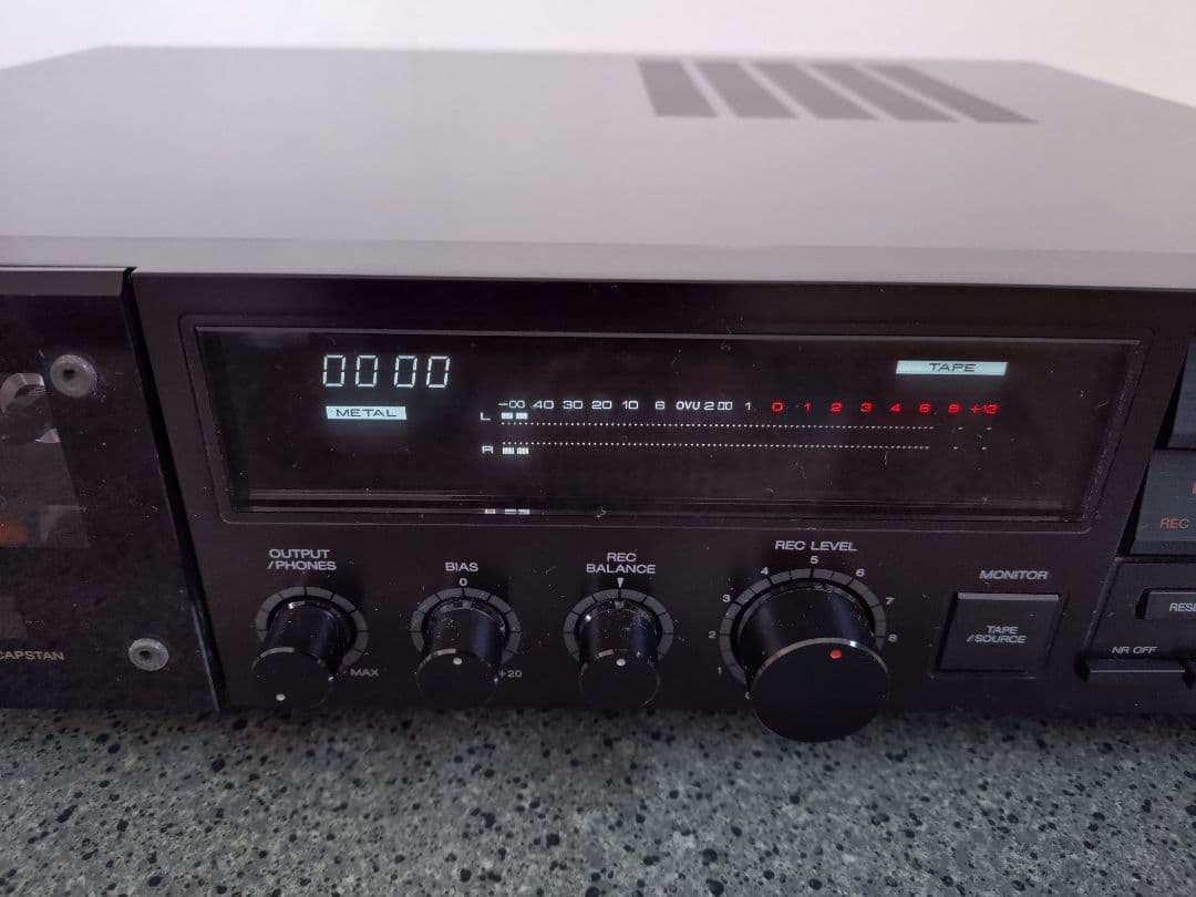 AKAI ステレオカセットデッキGX-73 美品ジャンク品