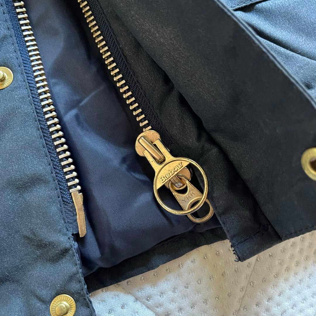 美品 Barbour オイルドベスト ネイビー S イングランド 2ワラント
