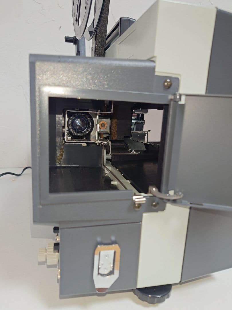 ELMO エルモ SC-18 ハイビジョン8mm サウンド プロジェクター映写機