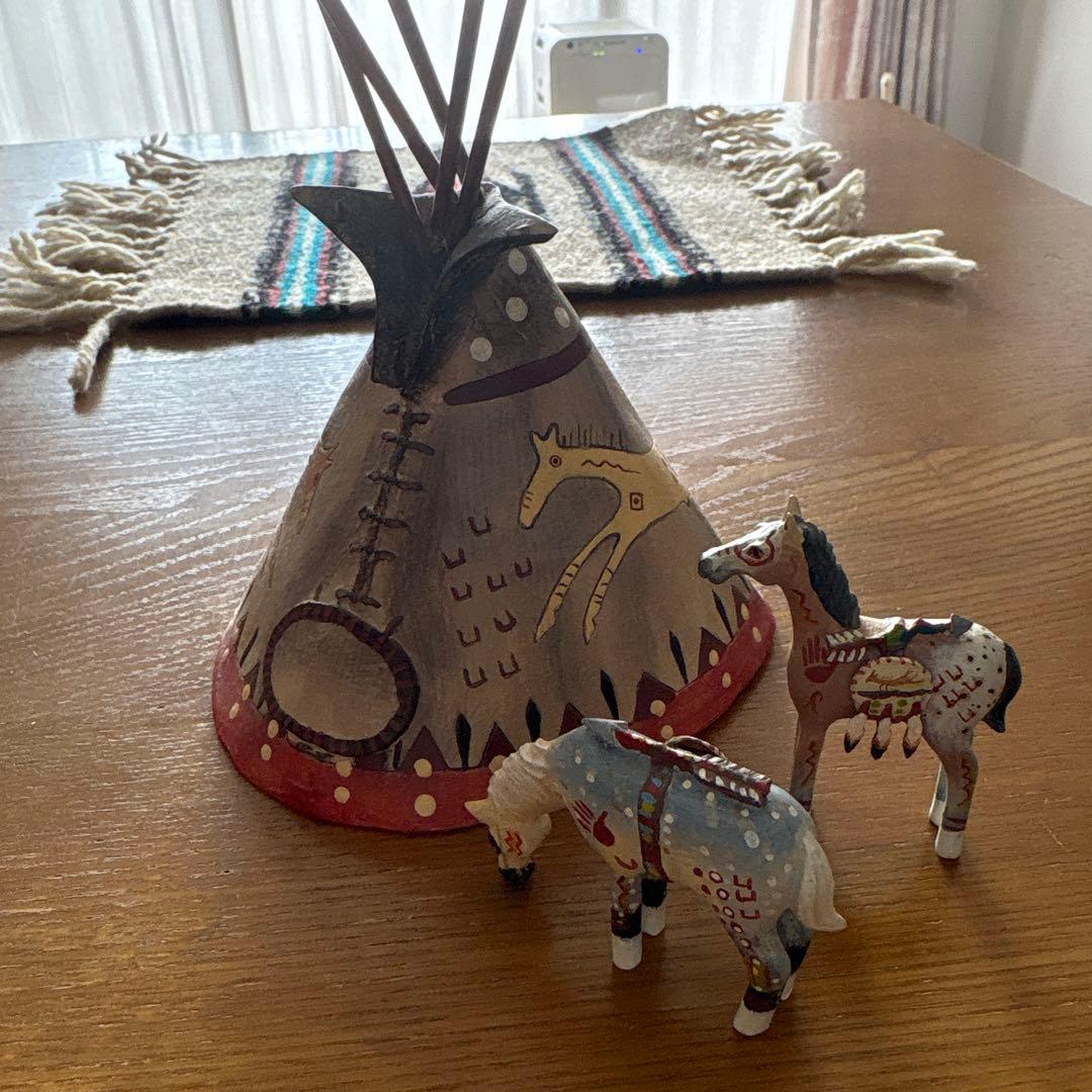 Robert Shieldsネイティブアメリカン置物