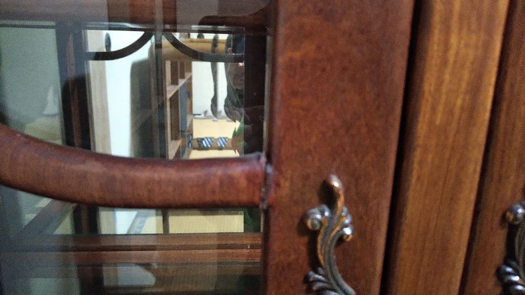 ※龍神※龍爪※最高級家具※幸運を招き入れ掴むクロウ&ボウル最高級木製ガラス3扉