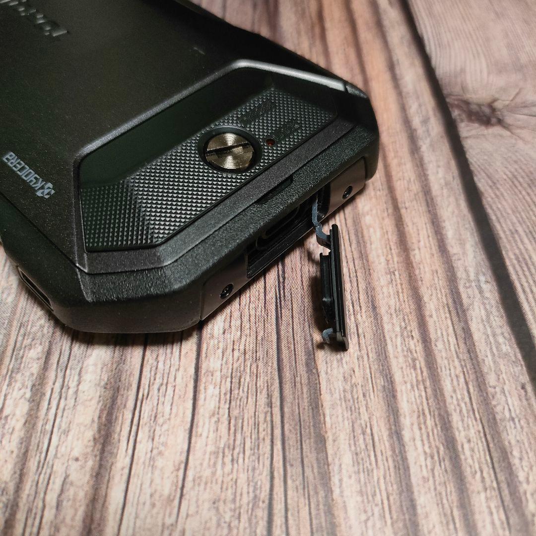 AU TORQUE 5G KYG01ブラック SIMフリー