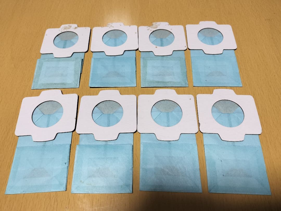 マキタ14.4V充電式クリーナCL142FD バッテリー、急速充電器、サイクロン