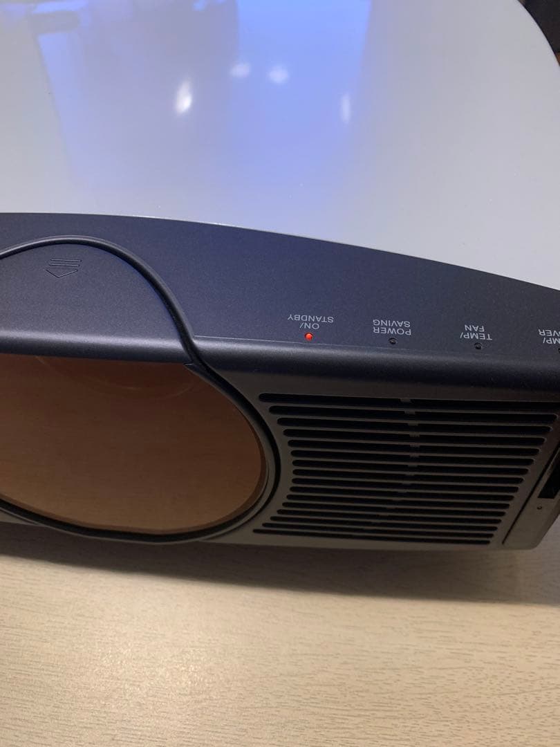 Sonyプロジェクター\"Cineza\" VPL-HS10