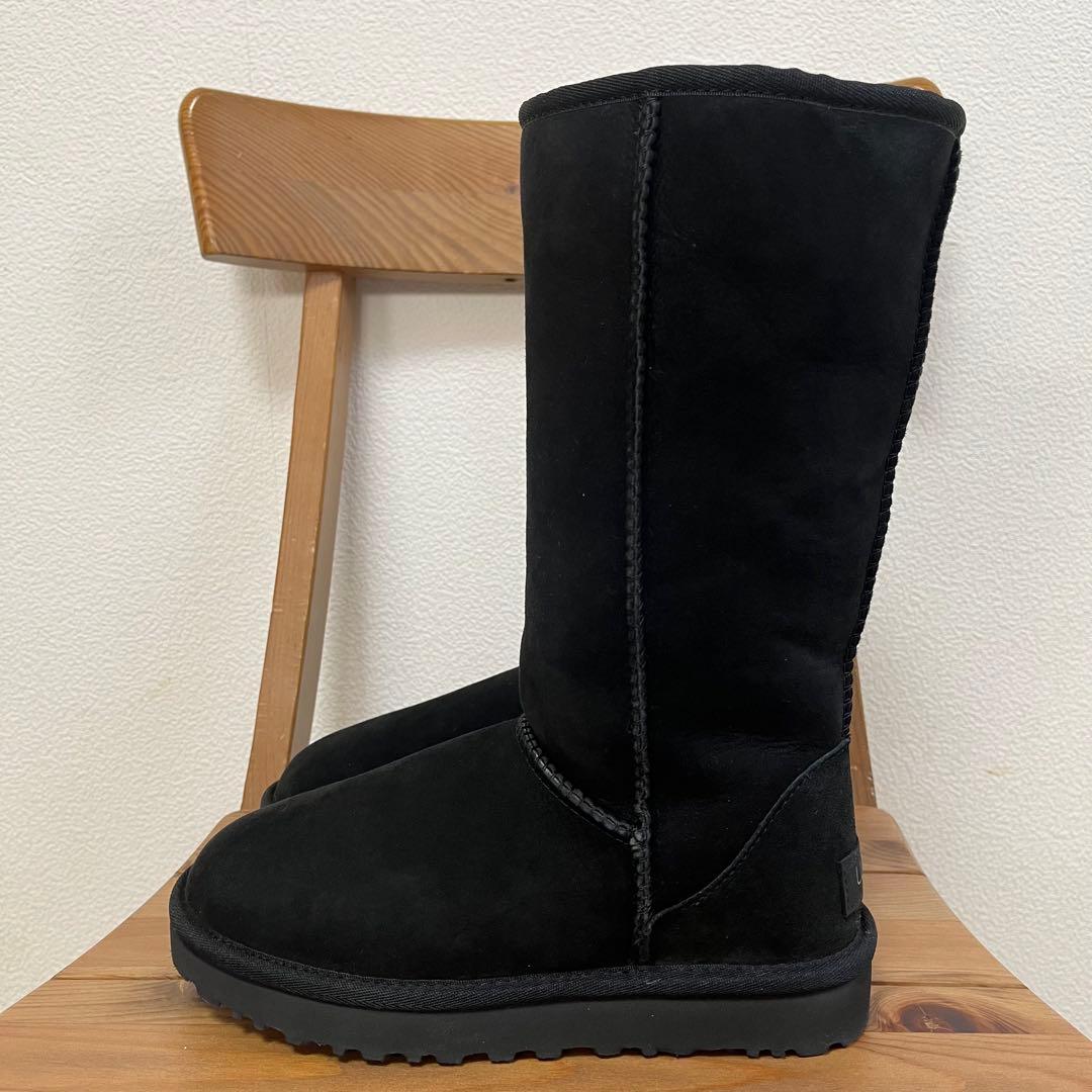 美品✨【UGG 】アグ　ムートンブーツ　ロング　クラシックトール2 黒　23㎝
