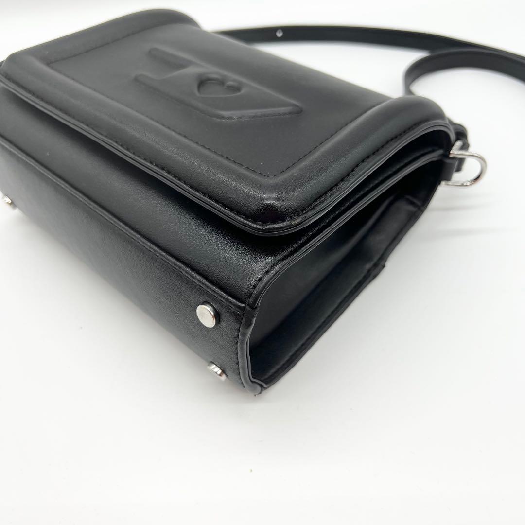 入手困難✨DIESEL　ショルダーバッグ　ハート　レザー　ブラック　Dロゴ　希少