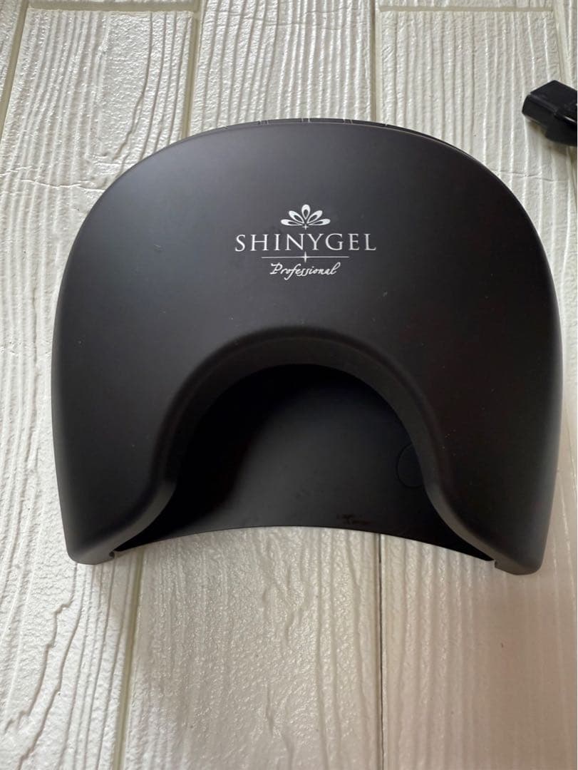 SHINYGEL Crescendo ネイルライト ブラック