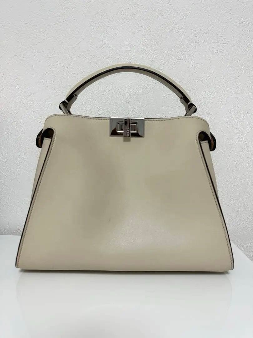 【たかちゃん】FENDI フェンディ ピーカブー