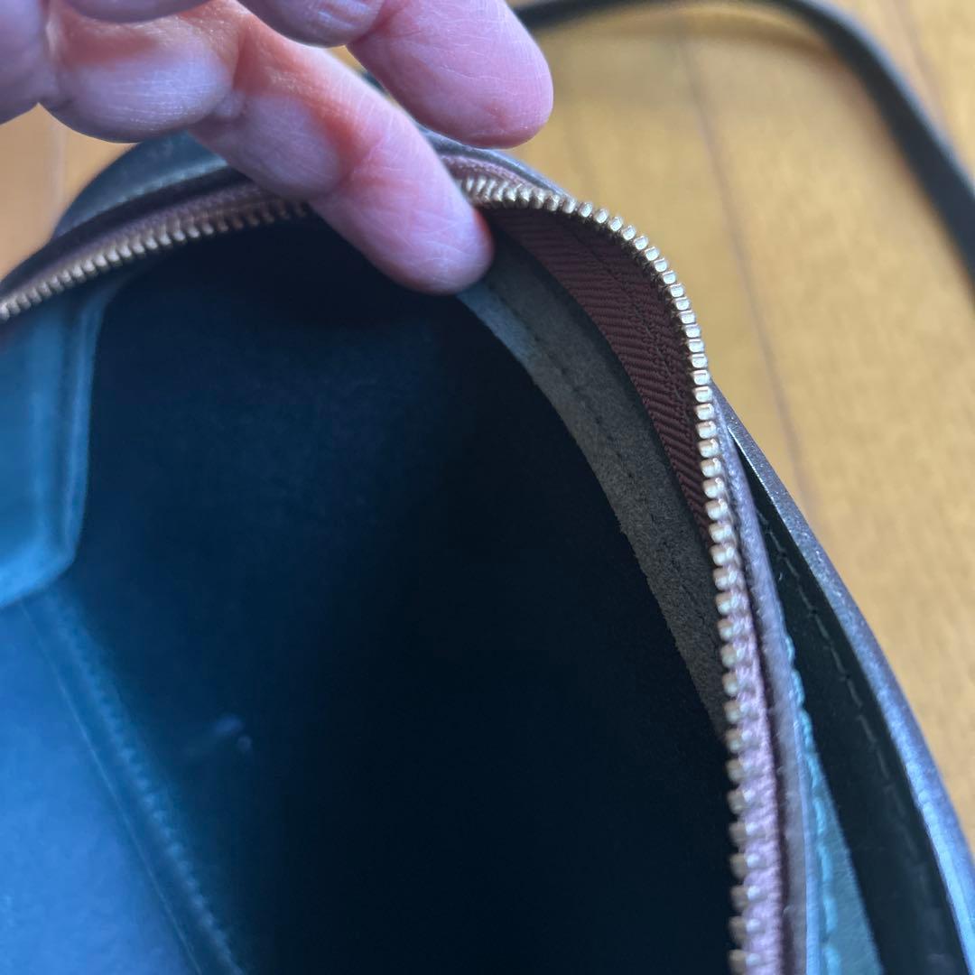 LONA ハーフムーンショルダー　ブリティッシュグリーン　デシ入り