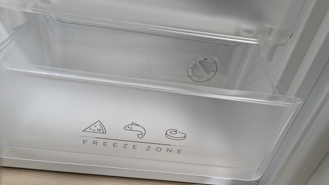 冷凍庫 大容量62L 前開き - COMFEE' RCU60WH1JP(E)