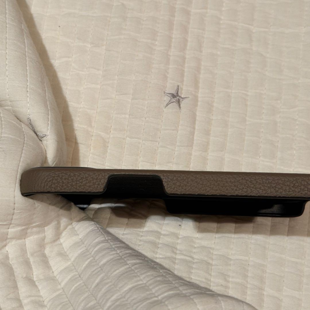 BONAVENTURA レザー iPhone15ケース エトゥープ