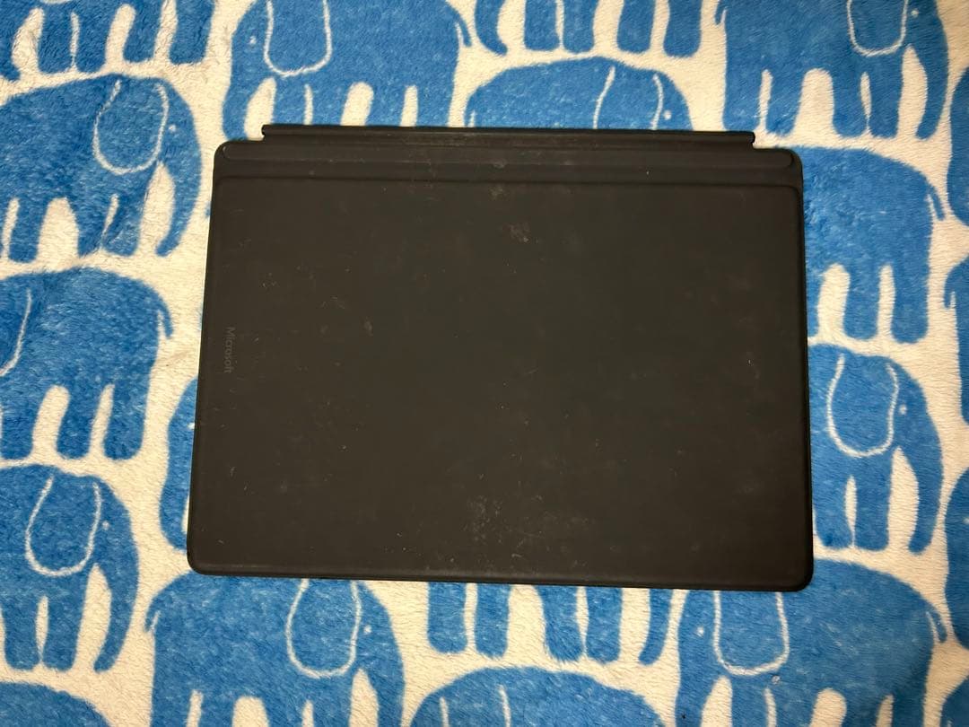 Microsoft Surface Pro 8 core i5キーボードカバー付