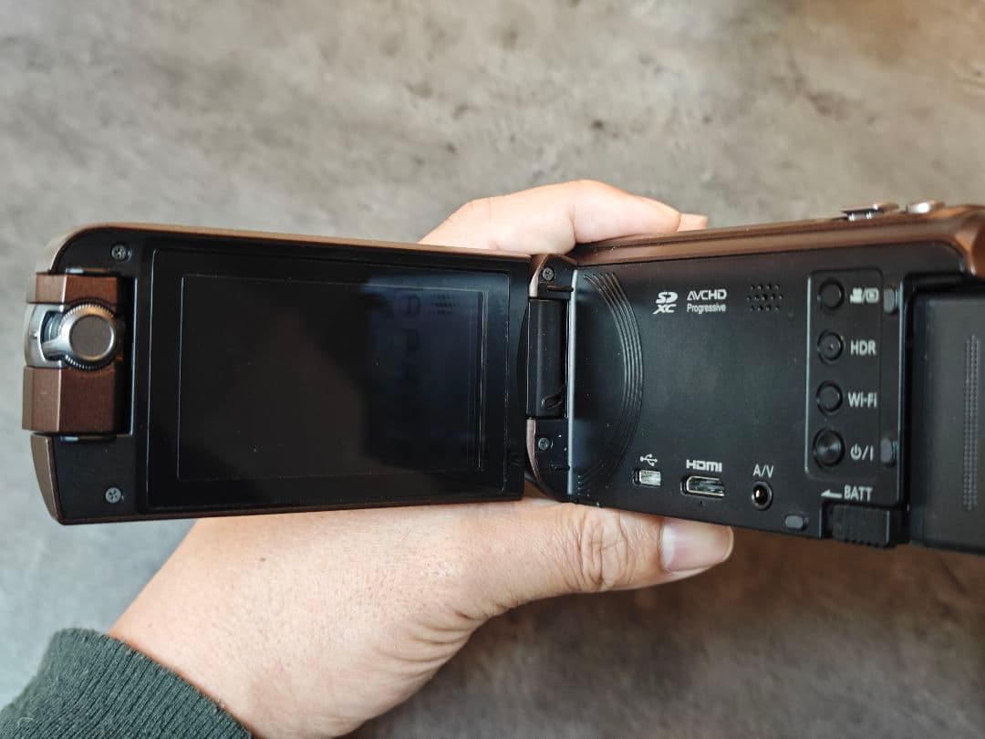 Panasonic HC-W585M ビデオカメラ Wi-Fi 90倍ズーム