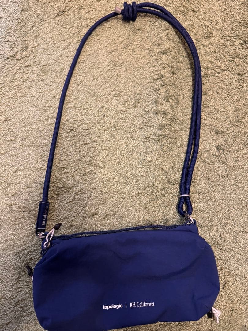 topologie サコッシュ ネイビー RH California