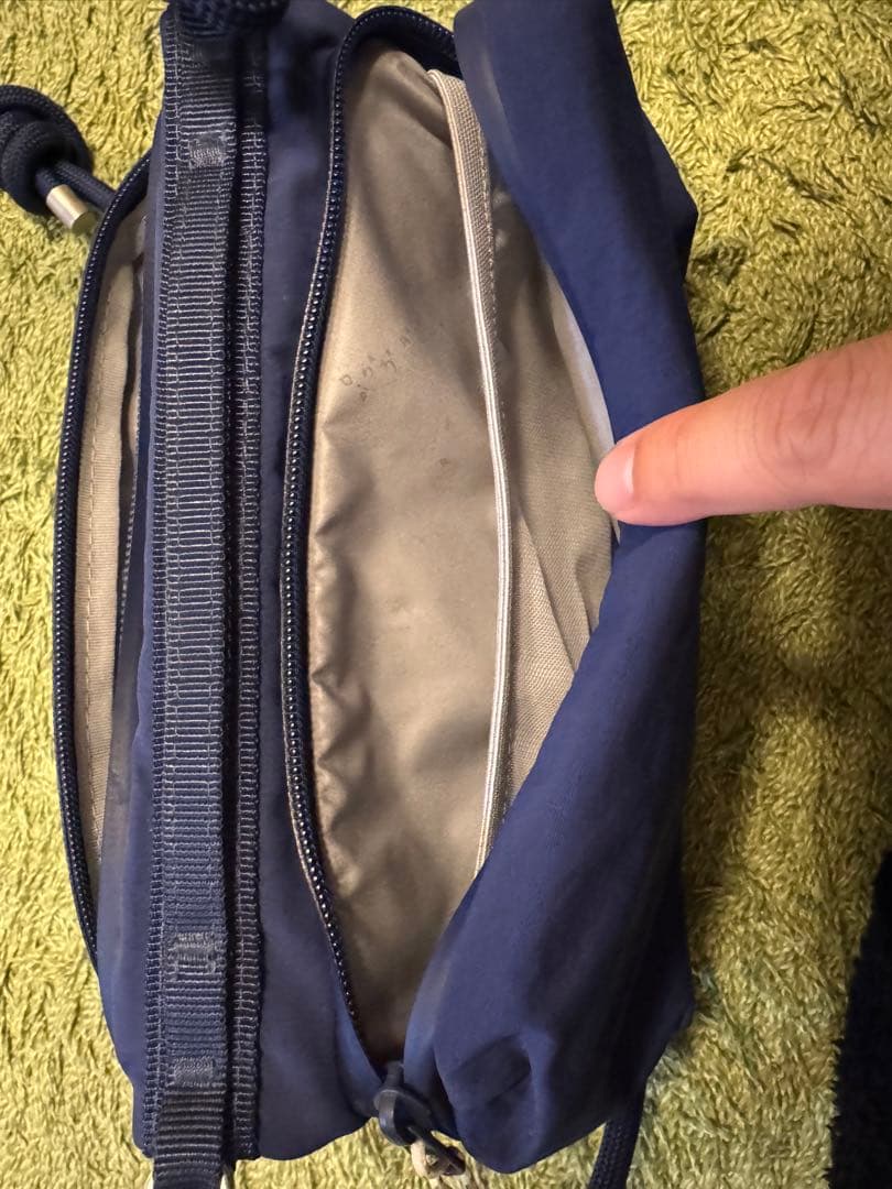 topologie サコッシュ ネイビー RH California