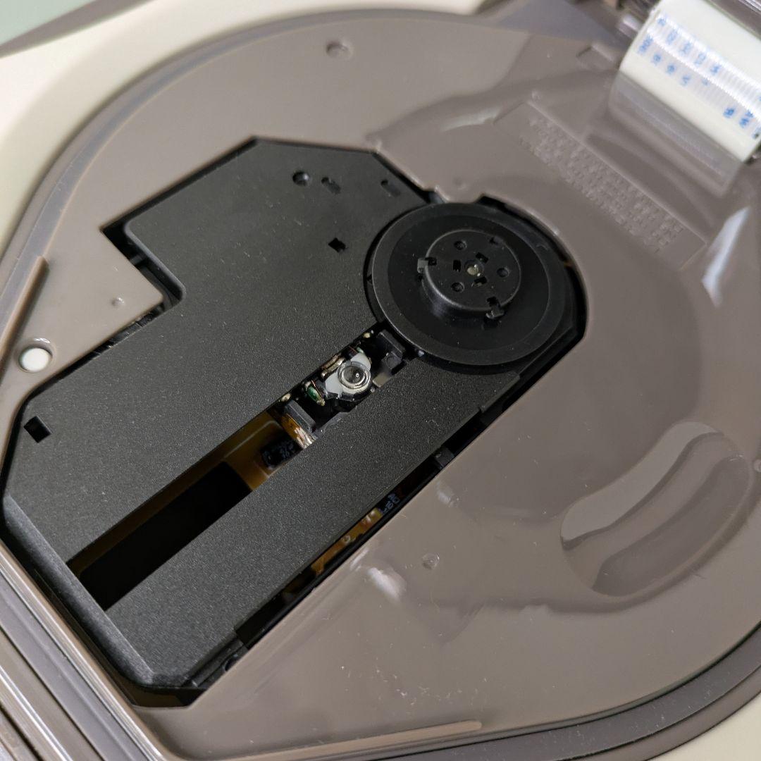 【美品】TWINBIRD ツインバード 防水CDプレーヤーAV-J166