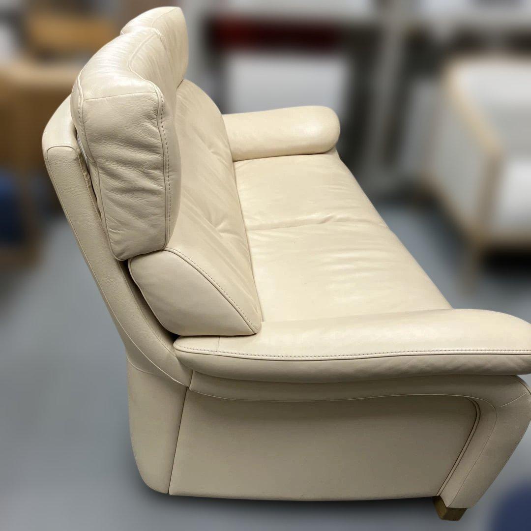 カリモク 2人掛けソファ レザー 2P 2.5P ソファー ZT73 ベージュ系