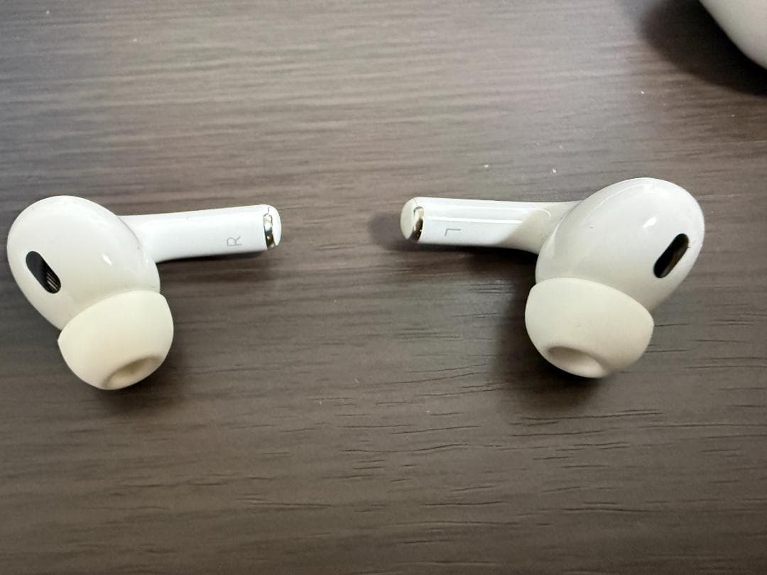 ★美品★　AirPods Pro 2 第二世代　おまけ付き