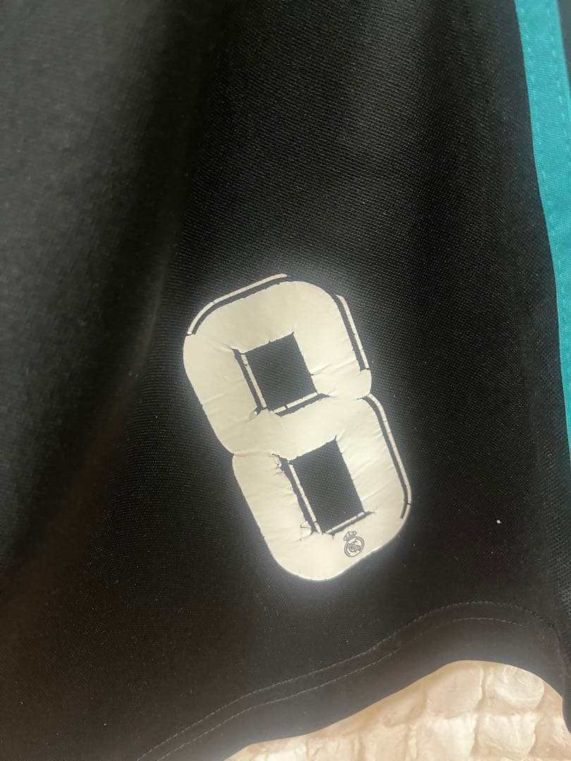 【激レア品❗️】レアルマドリード　ユニフォーム　セットアップ　トニクロース　刺繍