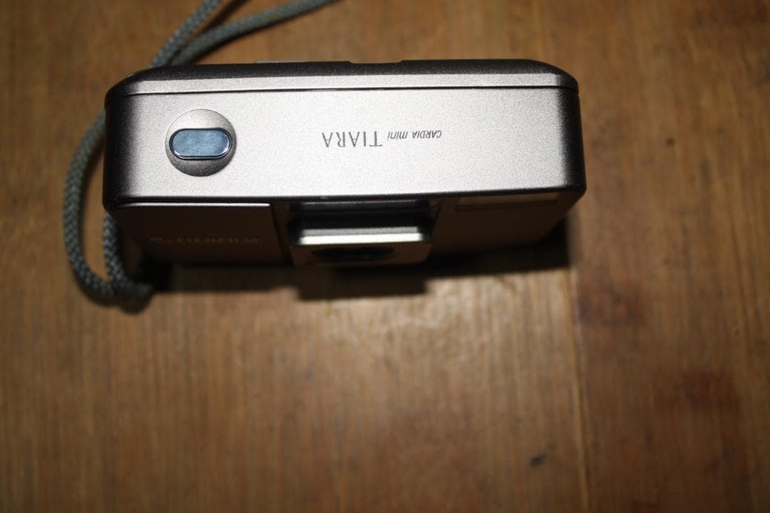 FUJIFILM CARDIA mini TIARAフイルムカメラ　動作品　美品