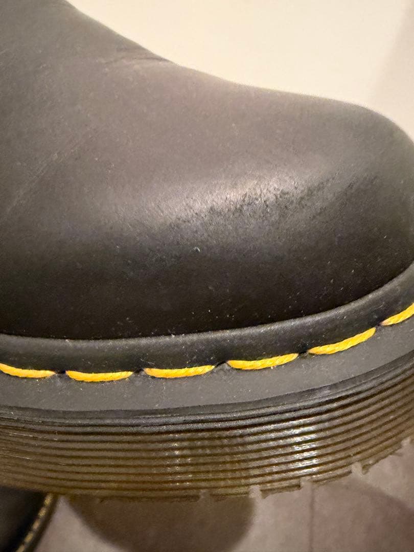 Dr. Martens ブラック サイドゴアブーツ