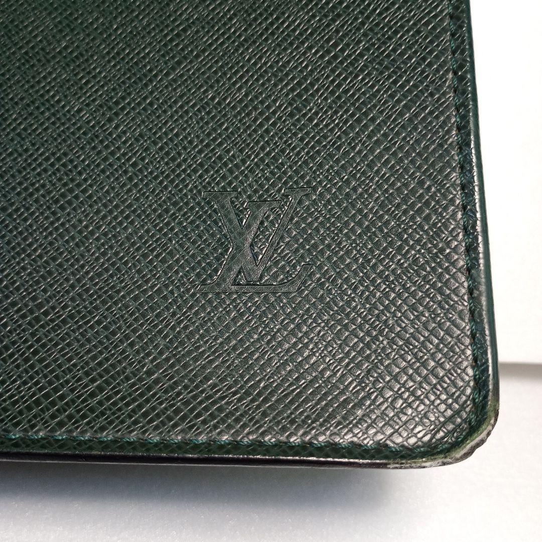 ルイヴィトン　 タイガ　ブリーフケース　グリーン ビジネスバッグ