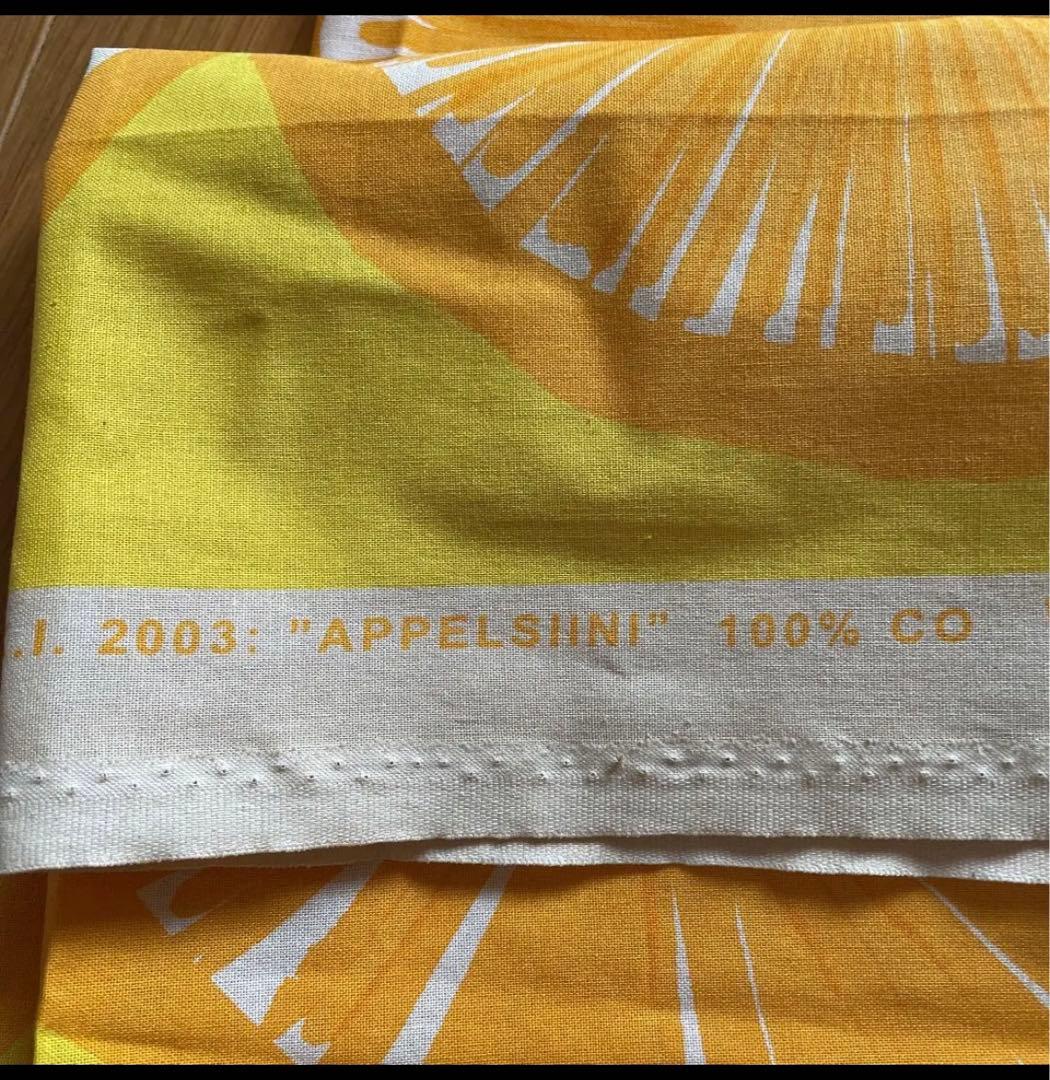 マリメッコ　アッペルシーニ　希少　生地