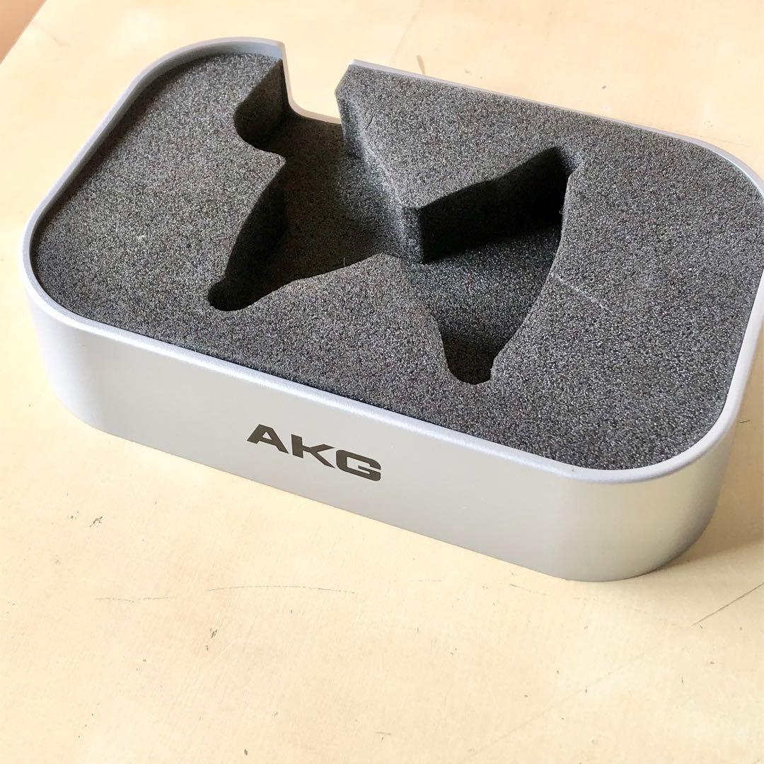 AKG K701 開放型ヘッドホン