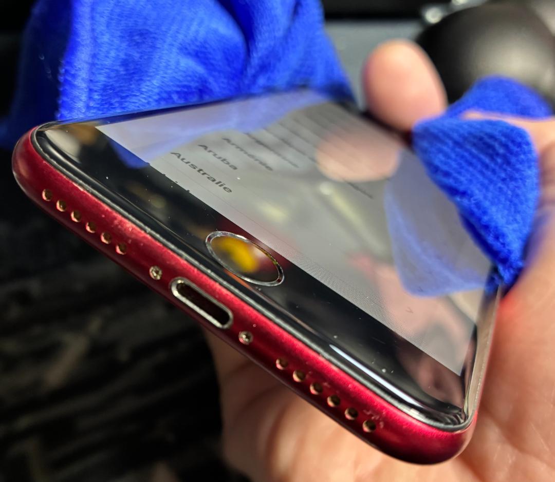 iPhone SE 第2世代 128gb レッド SIMフリー