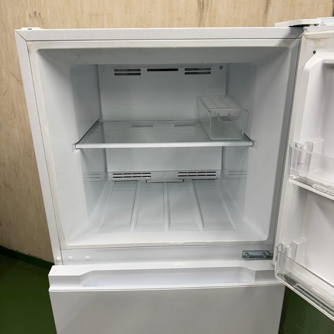 221 冷蔵庫　一人暮らし　200L強　小型　極美品　洗濯機も有　オススメ！