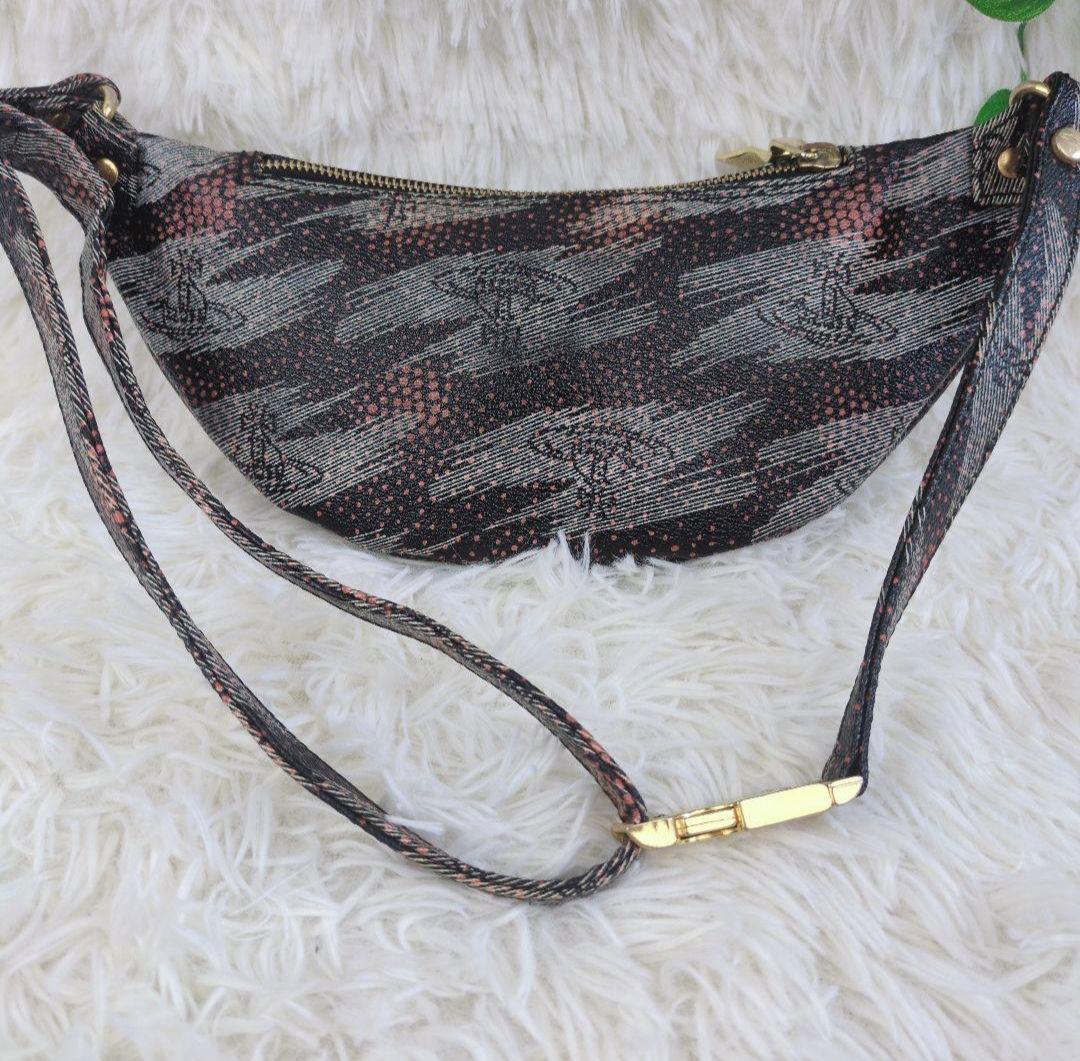 美品✨ヴィヴィアンウエストウッド ボディバッグ 総柄 ゴールド オーブ 2way