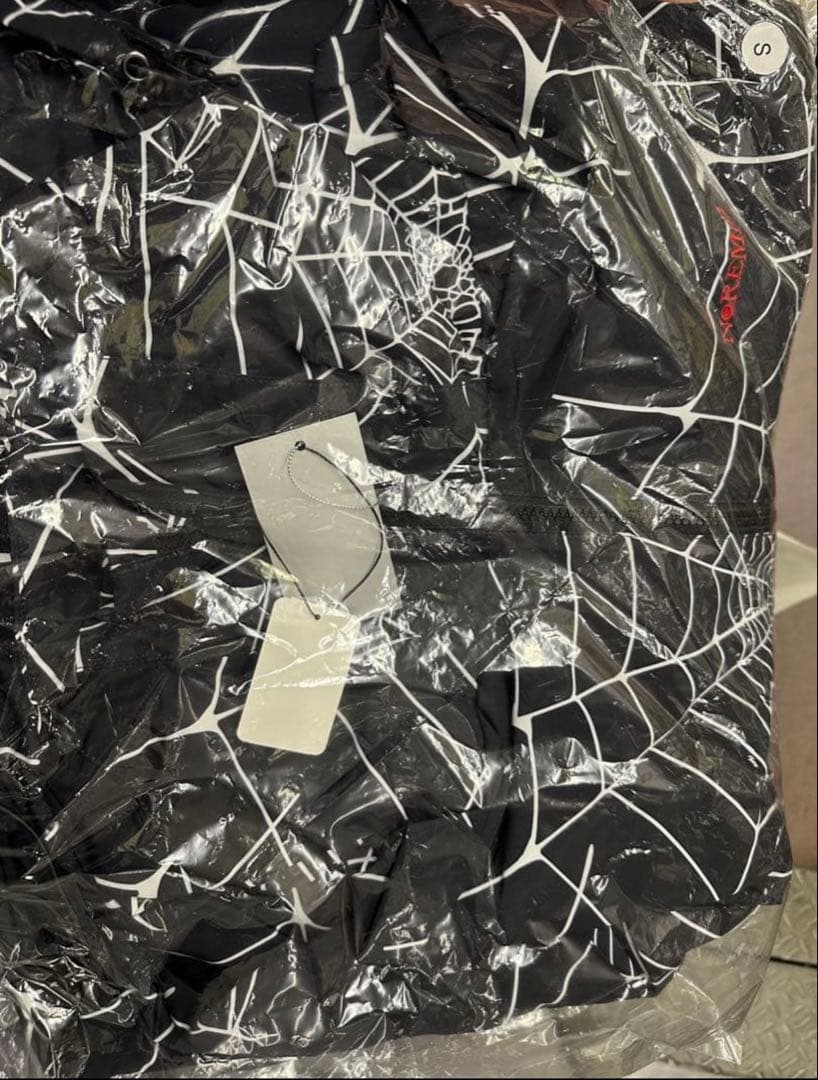 ノーリミット　ナイロンジャケット