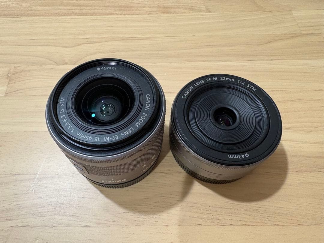 【限定値引き】Canon EOS M10ダブルレンズキット SDカード64G付き