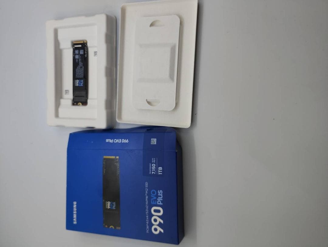 サムスン NVMe M.2 SSD 990 EVO Plus 1TB