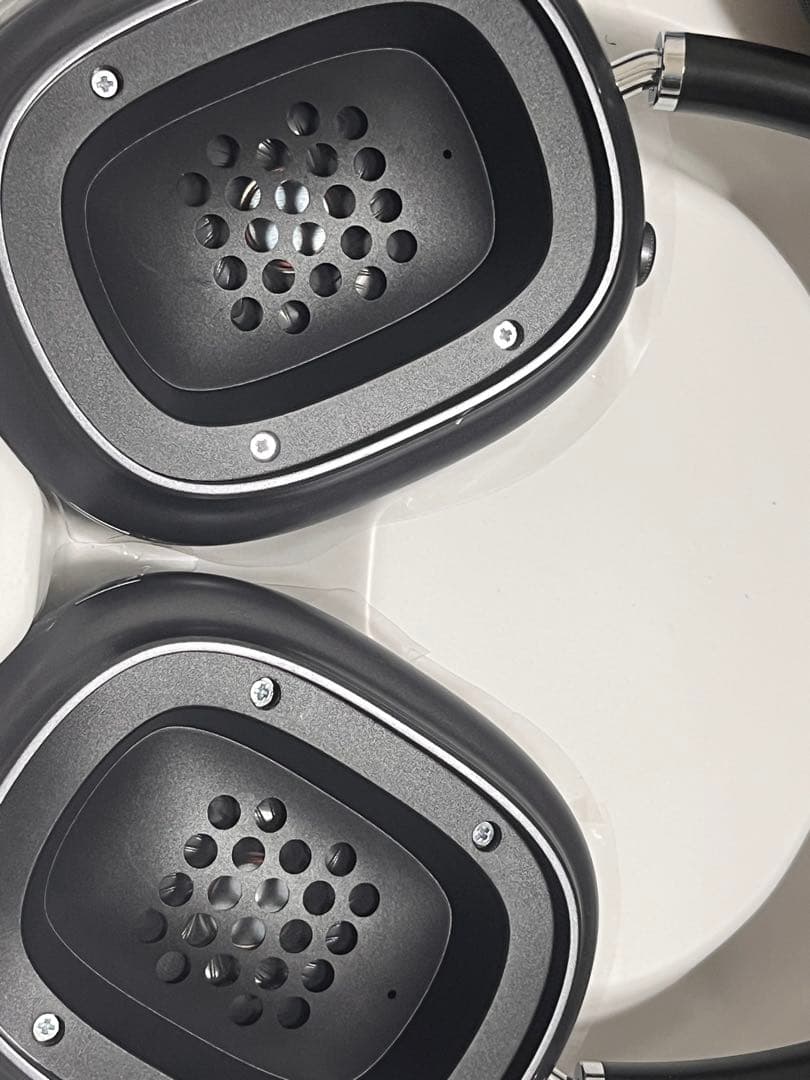 【新品・2025最新型】ノイズキャンセリング・探す機能付き　ワイヤレスヘッドホン