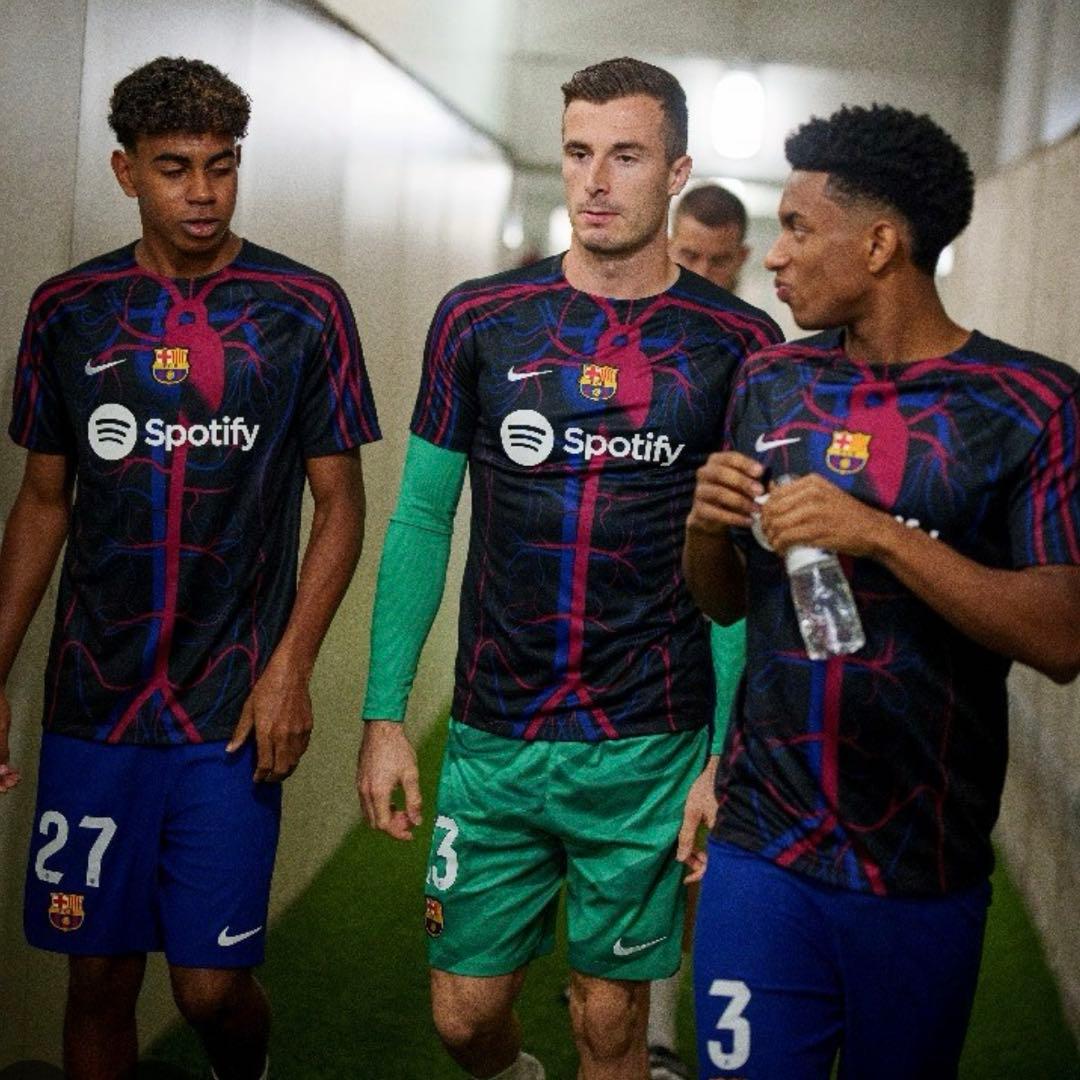 Nike正規品 FCバルセロナ×パタ コラボプラクティスシャツ