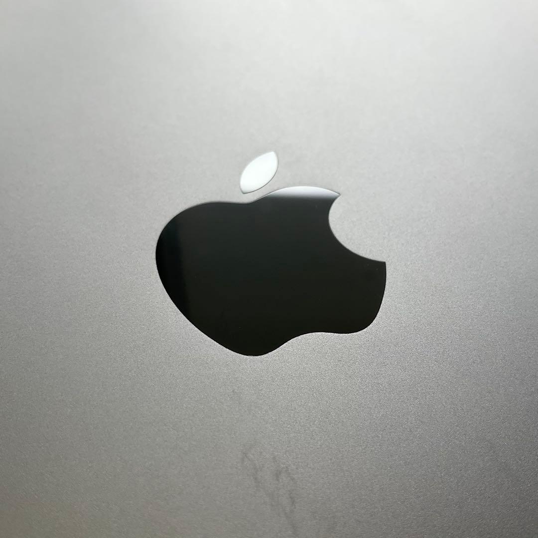 【激安特価‼︎】iPad 第6世代 Wi-Fi Cellular 32GB