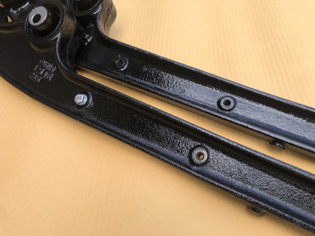 【全国送料無料】ジムニーJB23 新品偏芯ブッシュフロントアーム３インチアップ