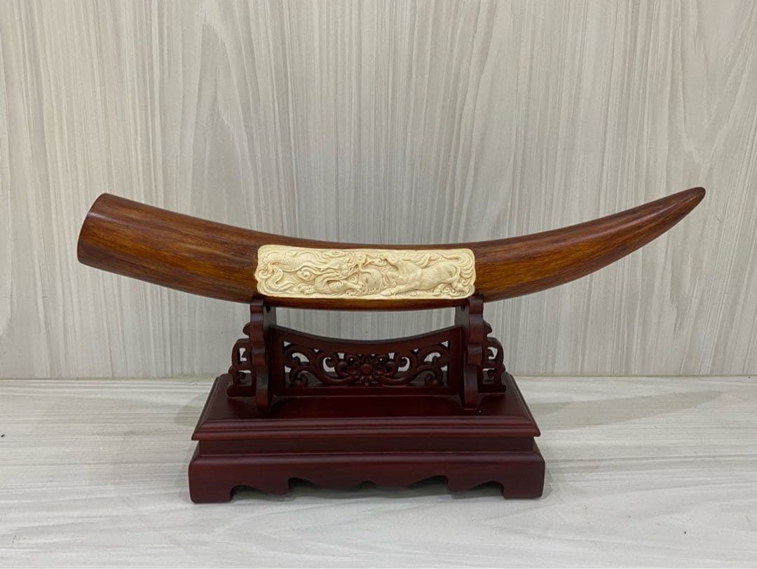 天然マンモス牙美しい手作り彫刻 龍馬精神 置物飾り