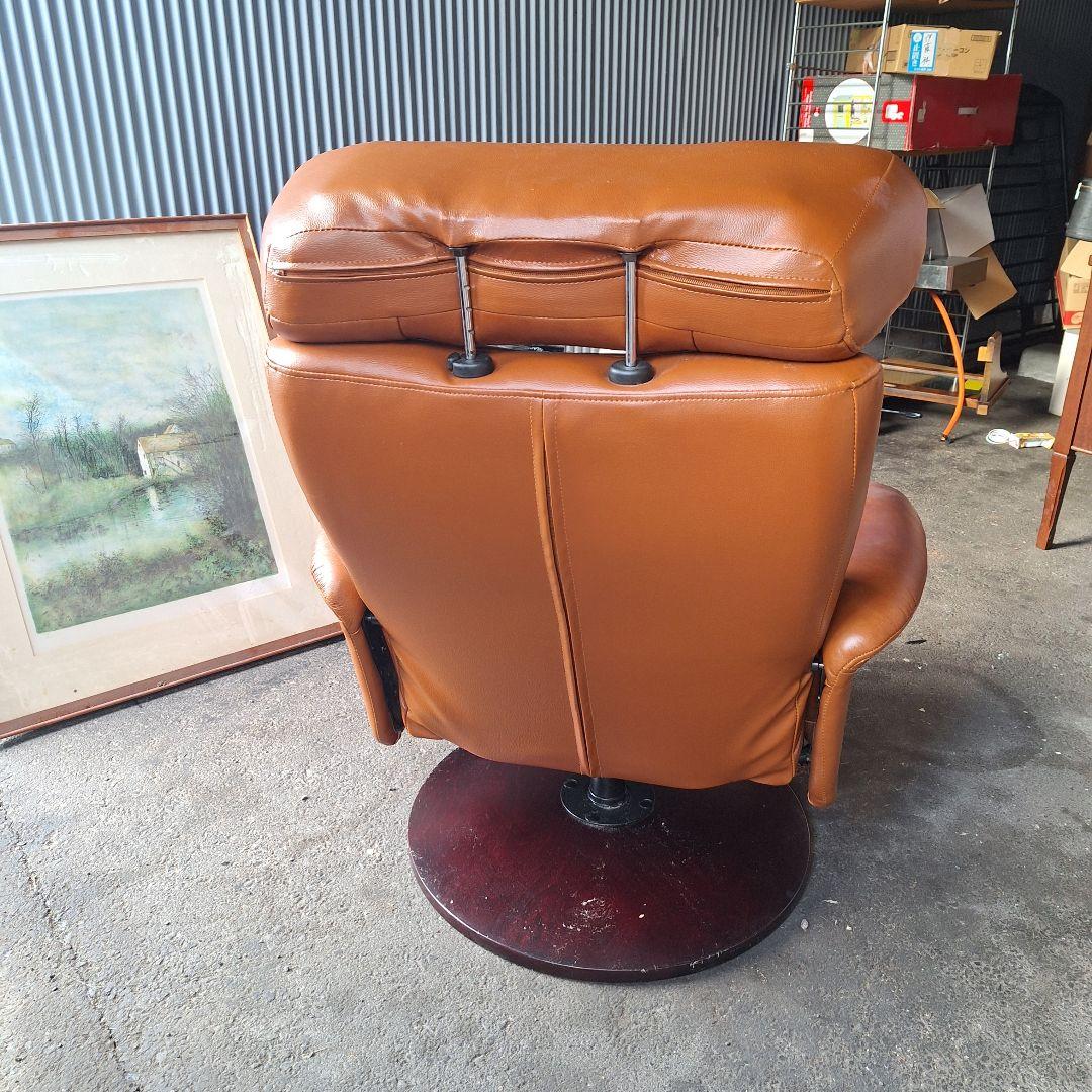 NITORI　ひとりがけソファー　リクライニング　オットマン　本革