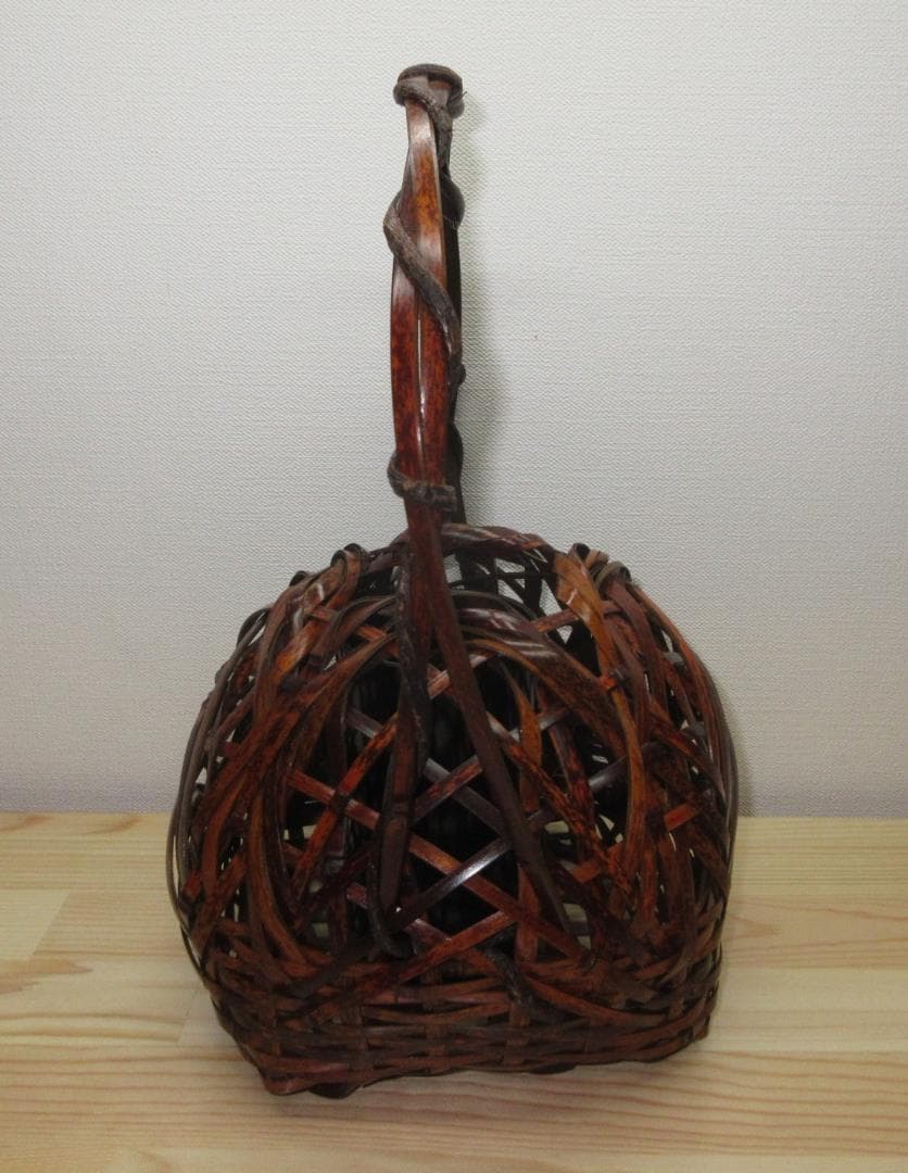 送料込【逢絢亭】茶道具 花籠 宗全籠 手付き 木製 正信作 紙箱入り