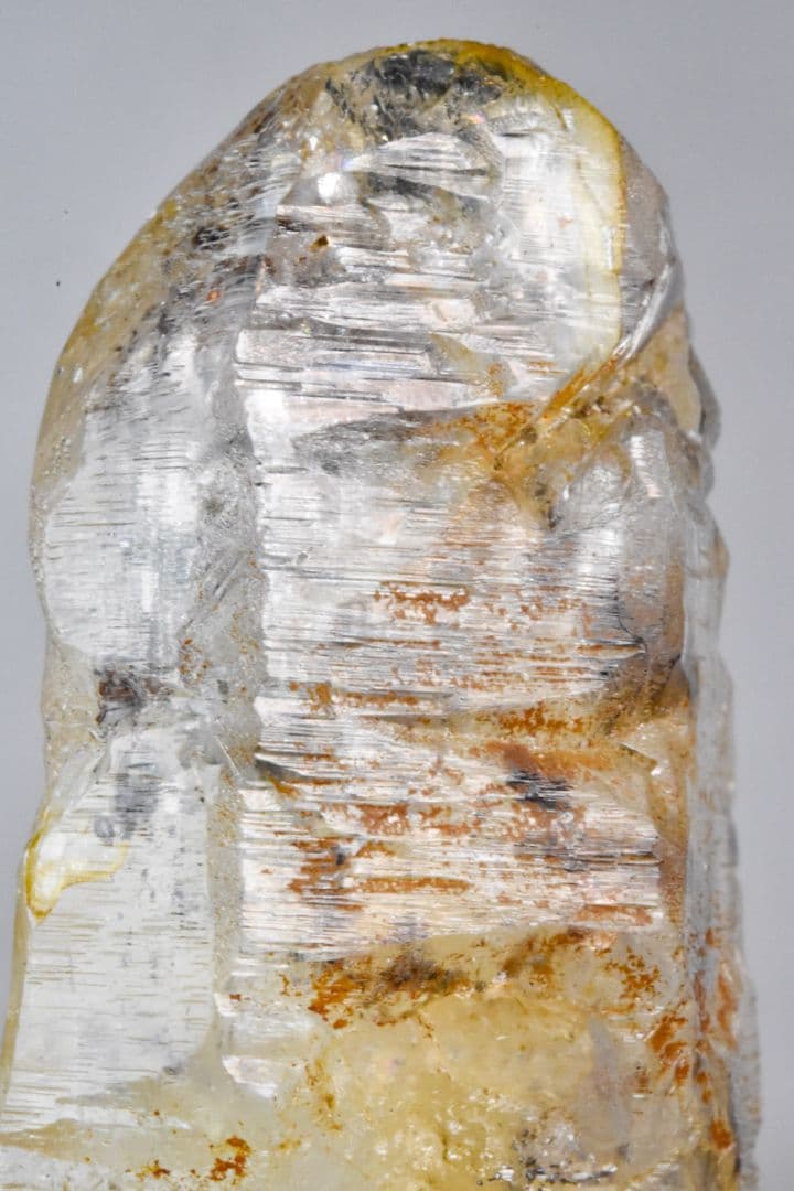 パキスタンスカルドゥ産 角閃石入りアイスクリスタル