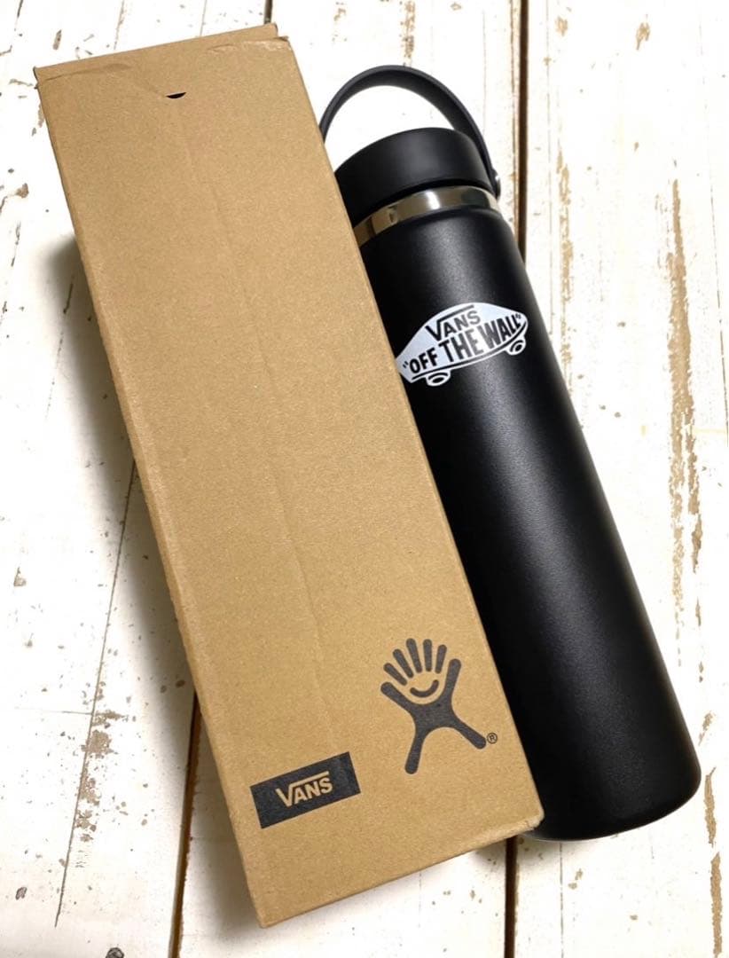 のり☺︎ 激レア‼️限定版VANS × Hydro Flask