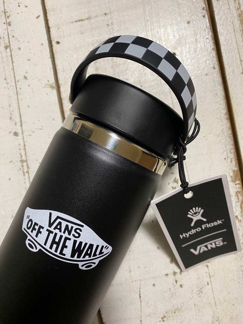 のり☺︎ 激レア‼️限定版VANS × Hydro Flask