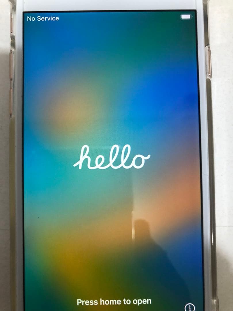 超美品 Apple iPhone 8 ゴールド 本体 SIMロック解除済み