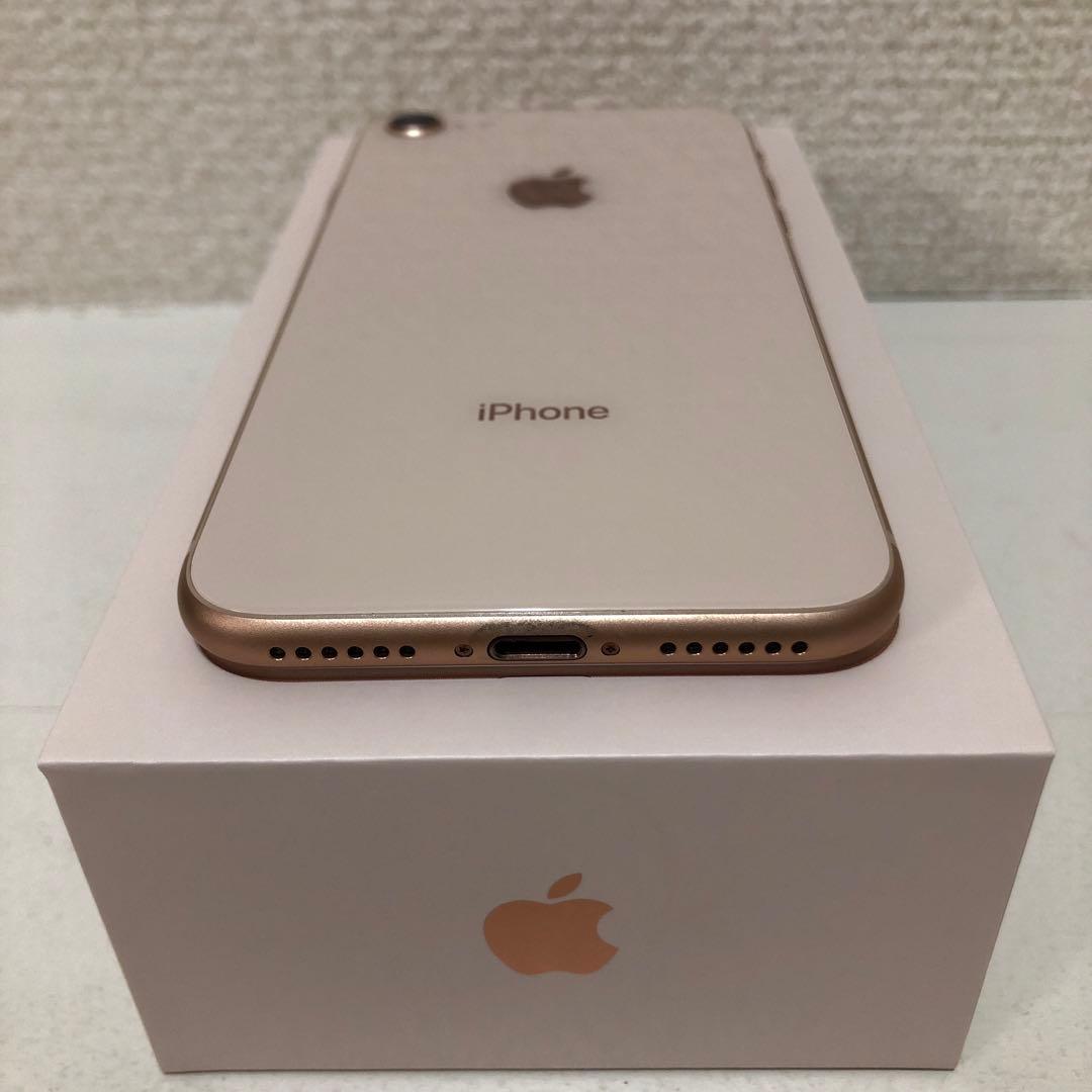 超美品 Apple iPhone 8 ゴールド 本体 SIMロック解除済み