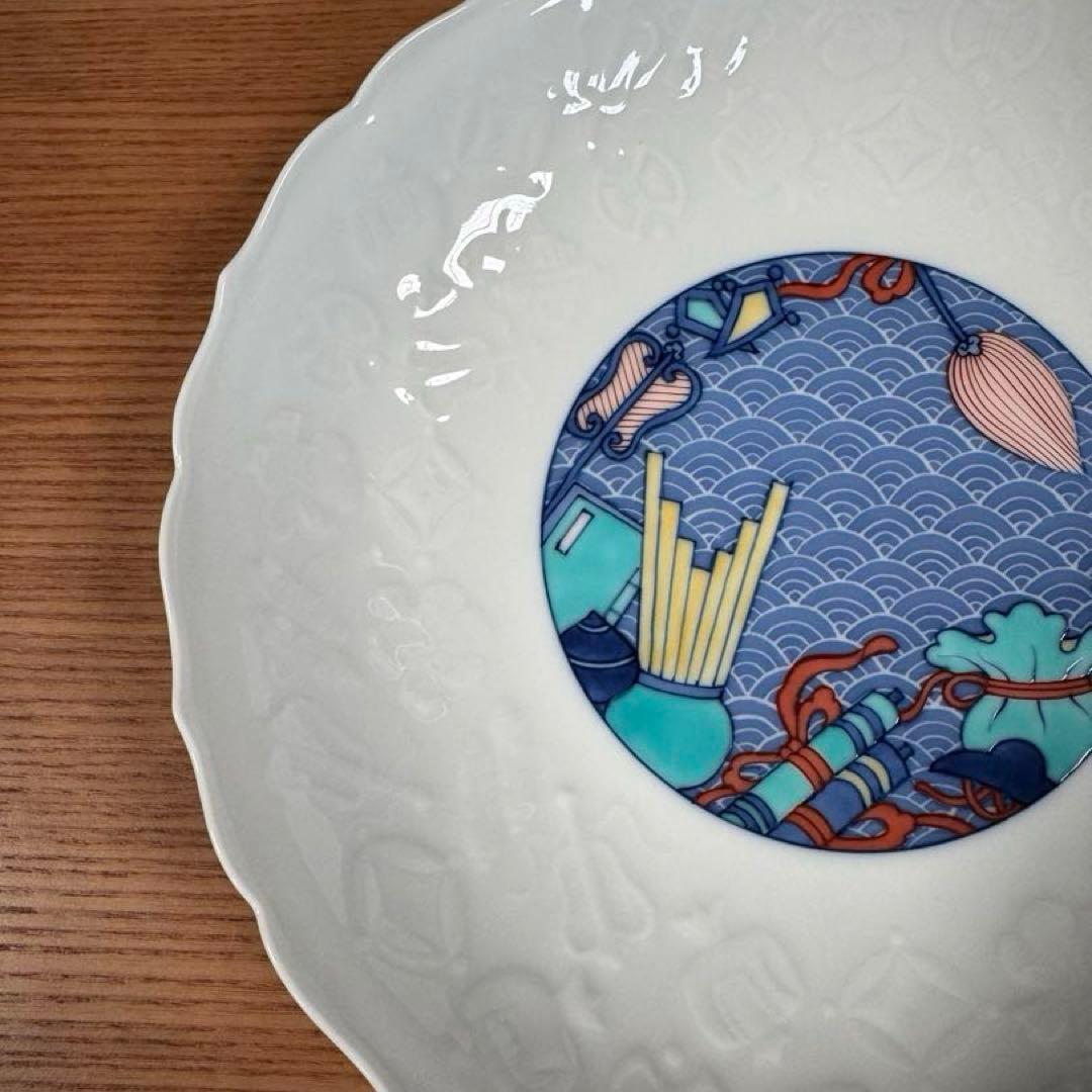 伊万里焼 畑萬陶苑：鍋島 青海波墨弾き宝尽くし文 宝彫7寸鉢☆