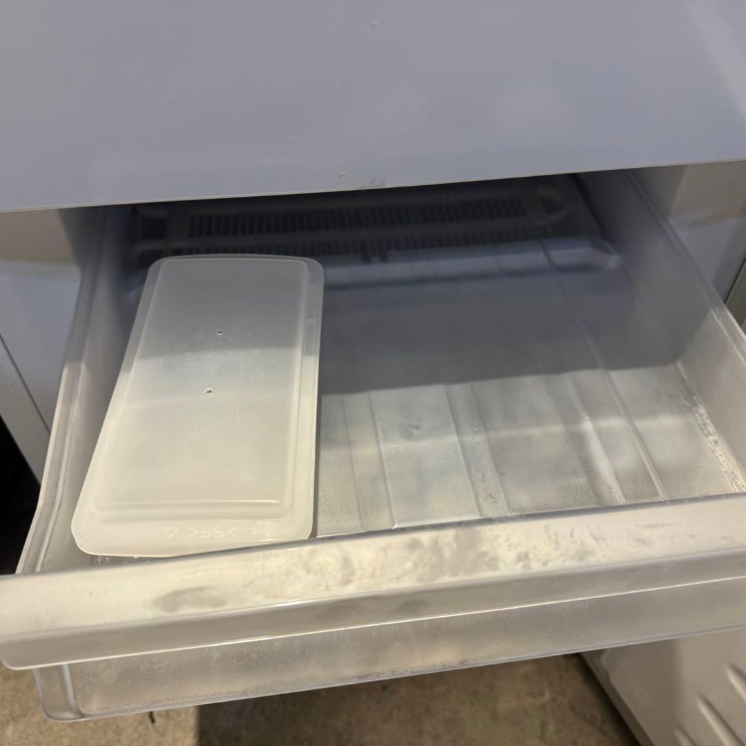 A514★2023年製★ハイセンス　冷蔵庫　大型 2ドア　ホワイト