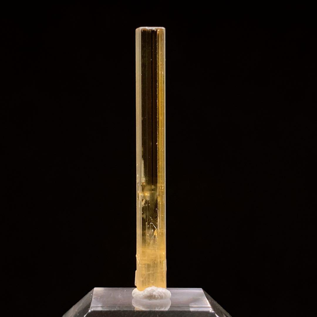 M*u様 ヘリオドール ゴールデンベリル　原石　鉱物標本　天然石　945