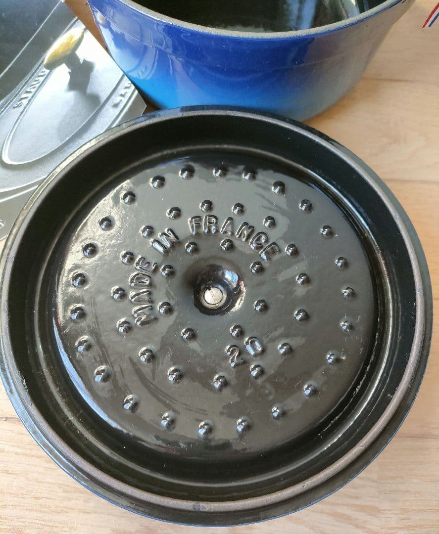 STAUB LA COCOTTE 青 両手鍋20